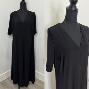 MSK Women’s Black Mid Elbow Sleeve V-Neck Dress